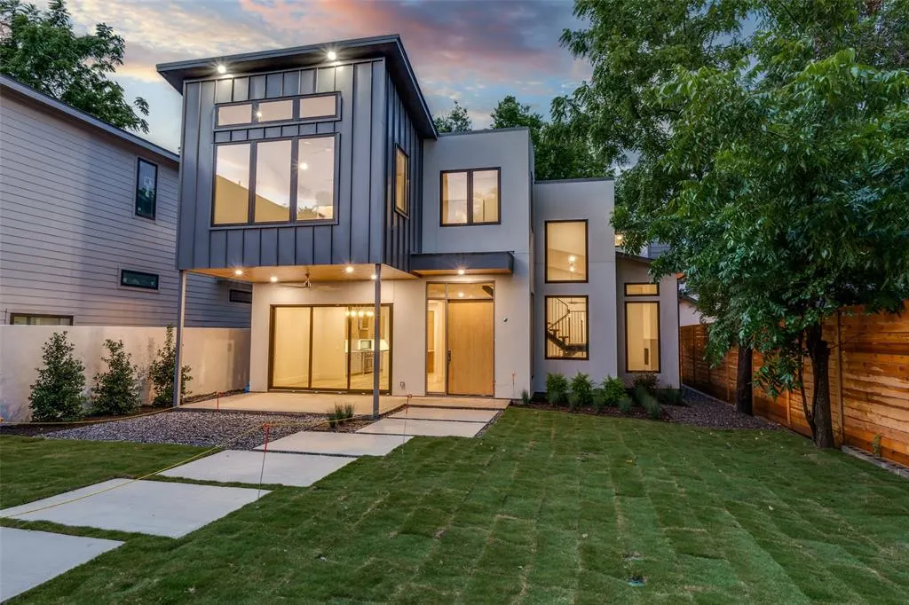 8802 Diceman Drive