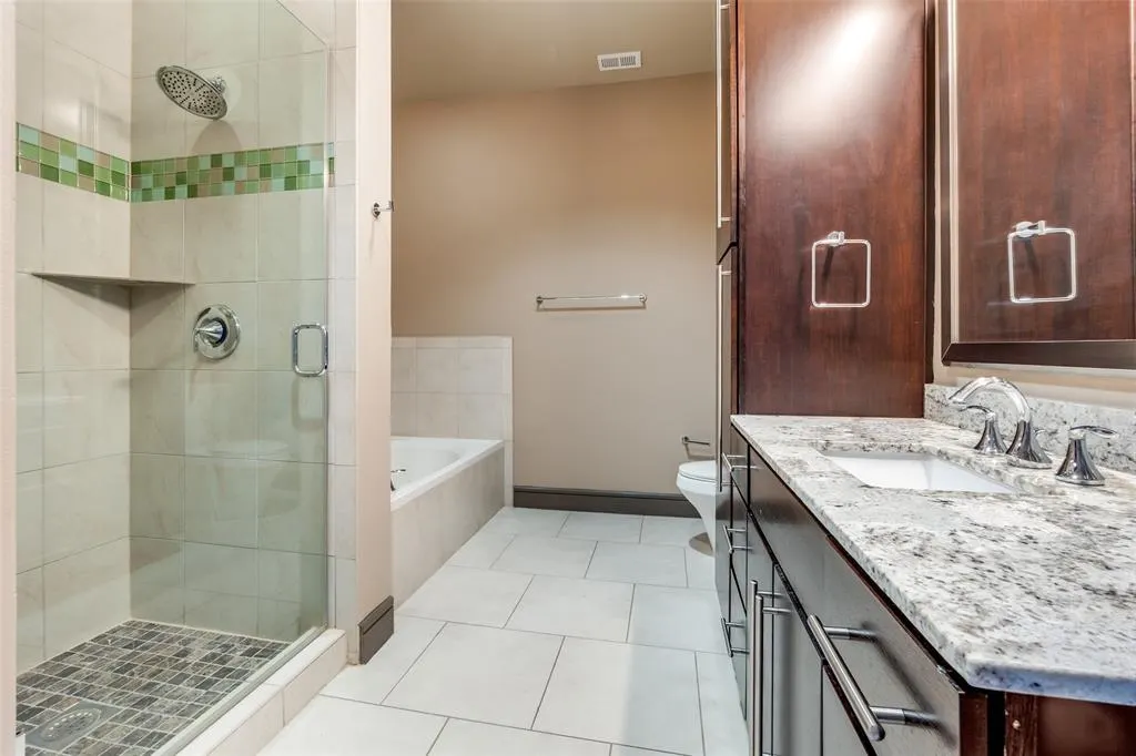 1700 Cedar Springs Road, #2503