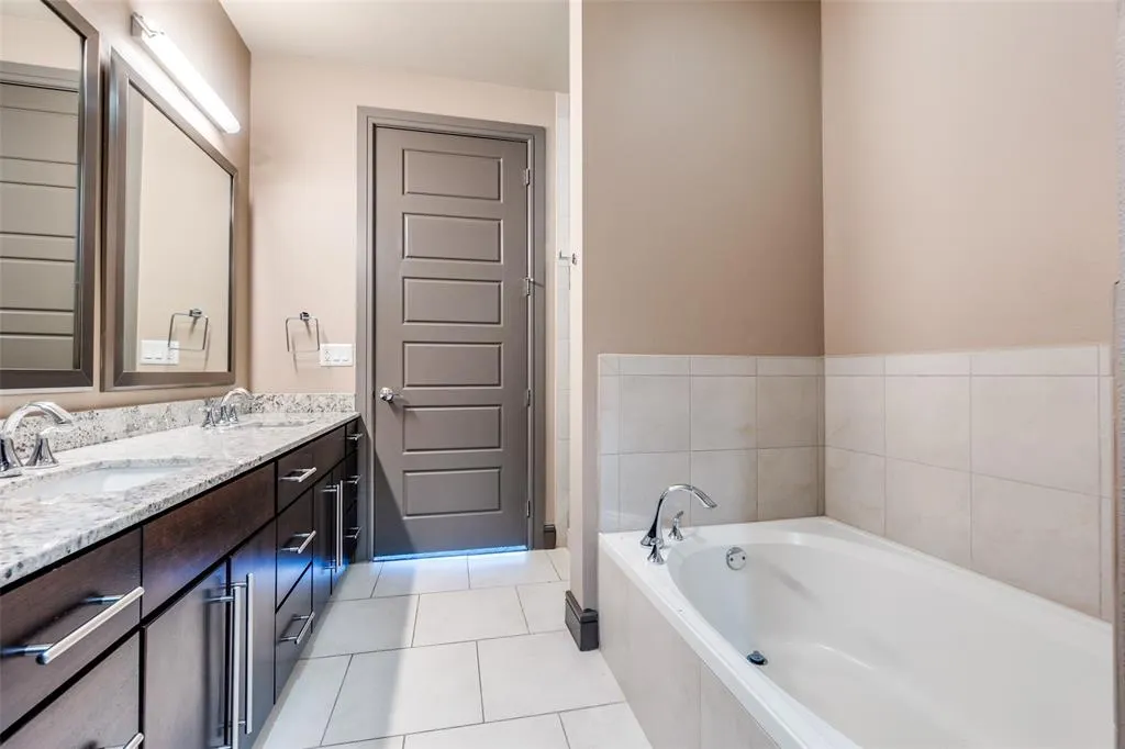 1700 Cedar Springs Road, #2503
