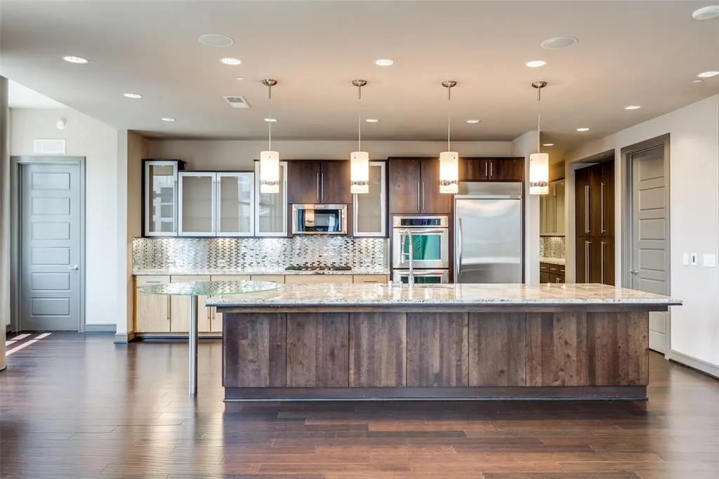 1700 Cedar Springs Road, #2503