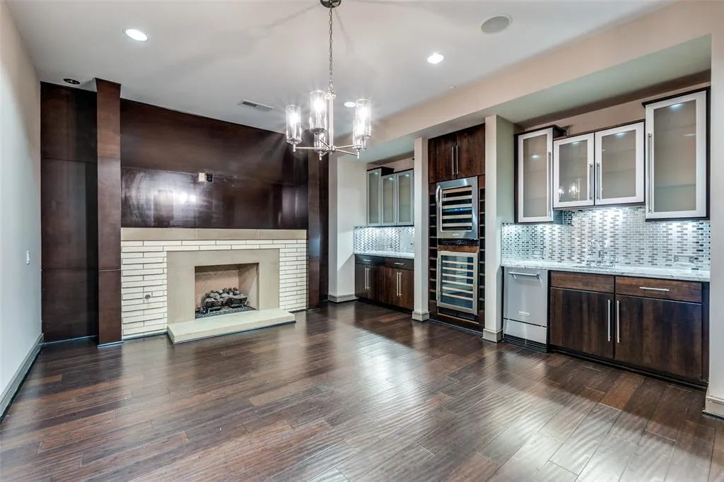 1700 Cedar Springs Road, #2503