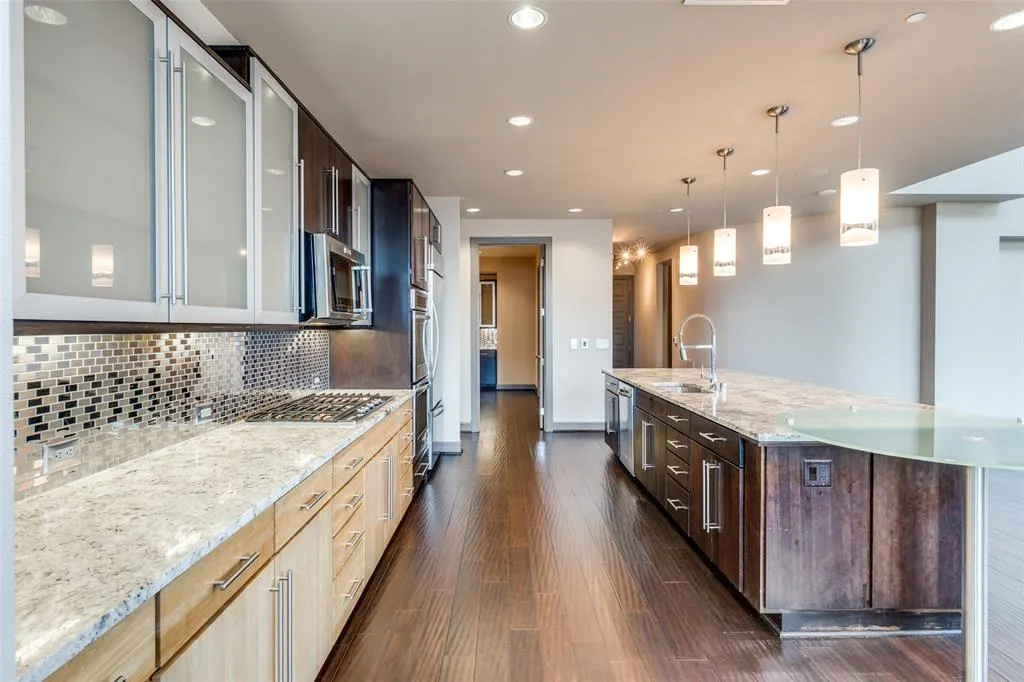 1700 Cedar Springs Road, #2503