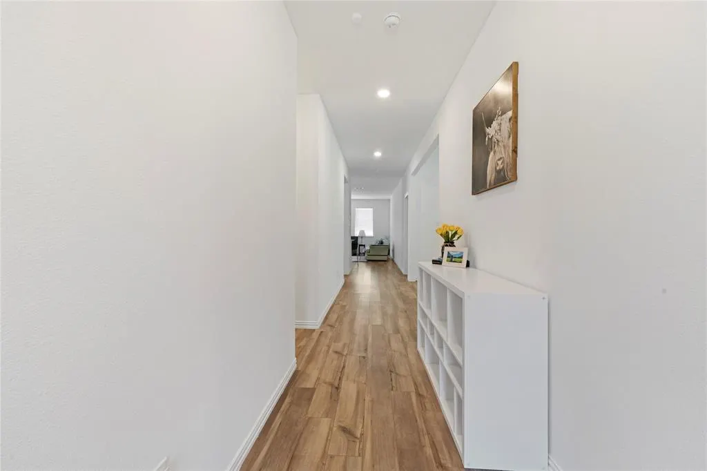 1405 Crescent View Drive