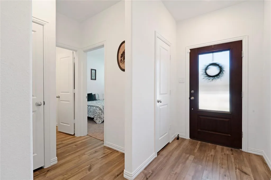 1405 Crescent View Drive