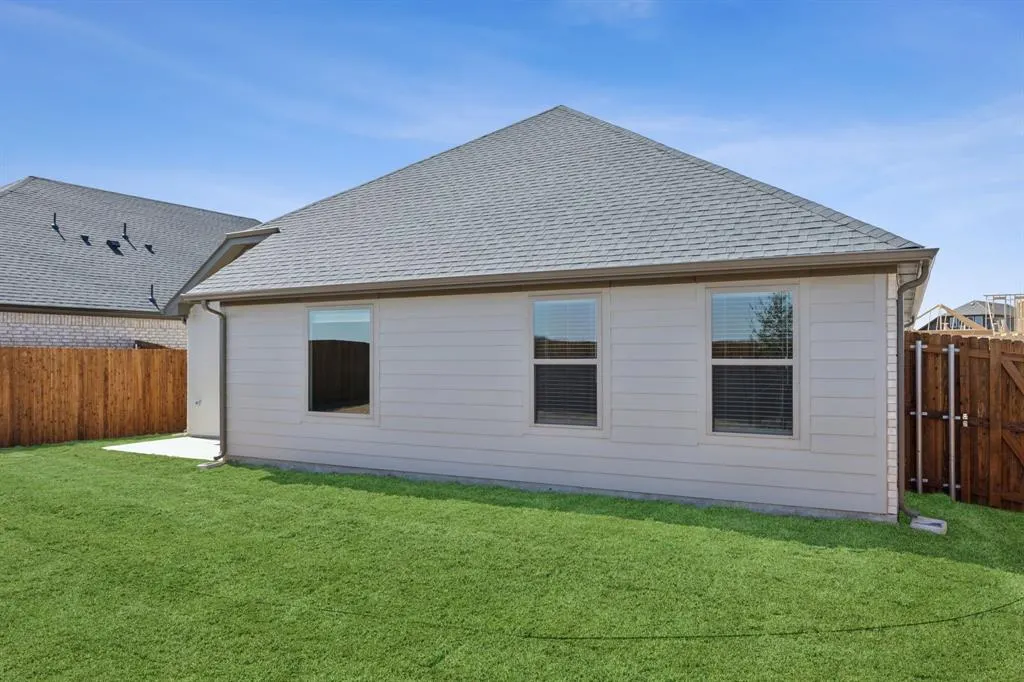 3906 Edmondson Drive