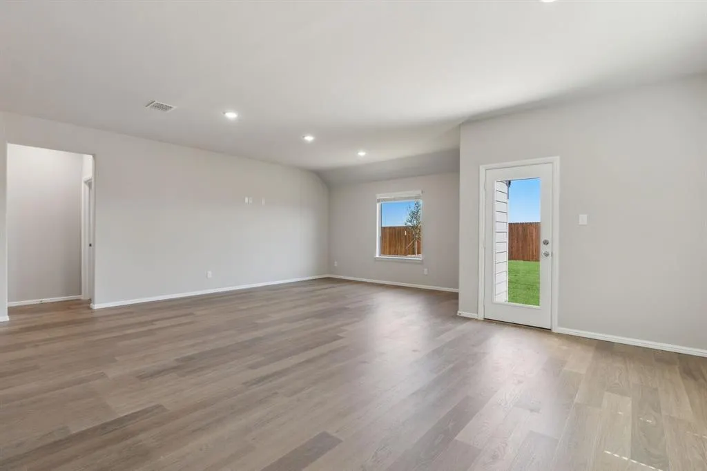 3906 Edmondson Drive