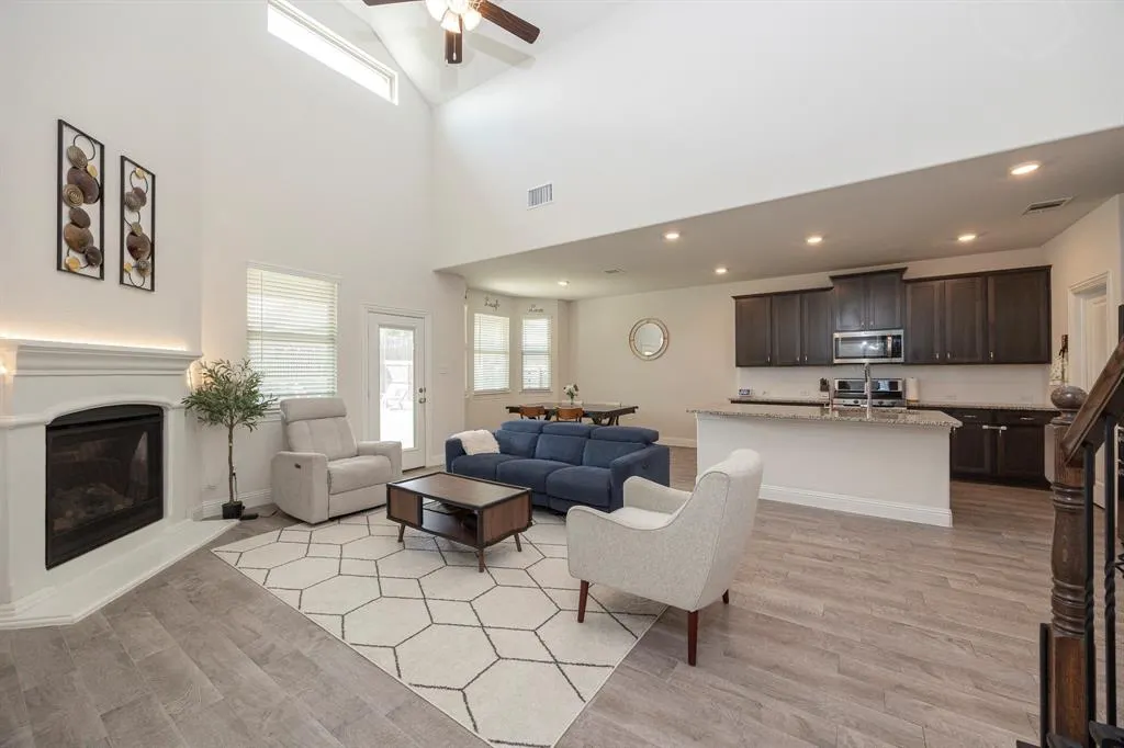 2913 Cerro Ranch Road
