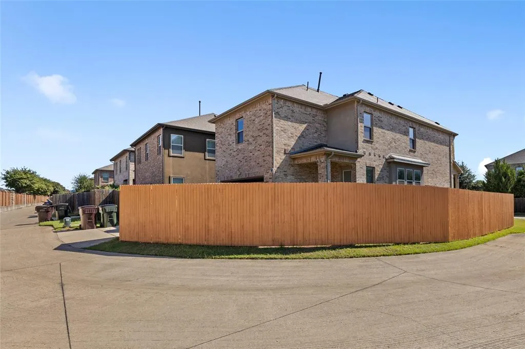 7105 Myrtleridge Drive
