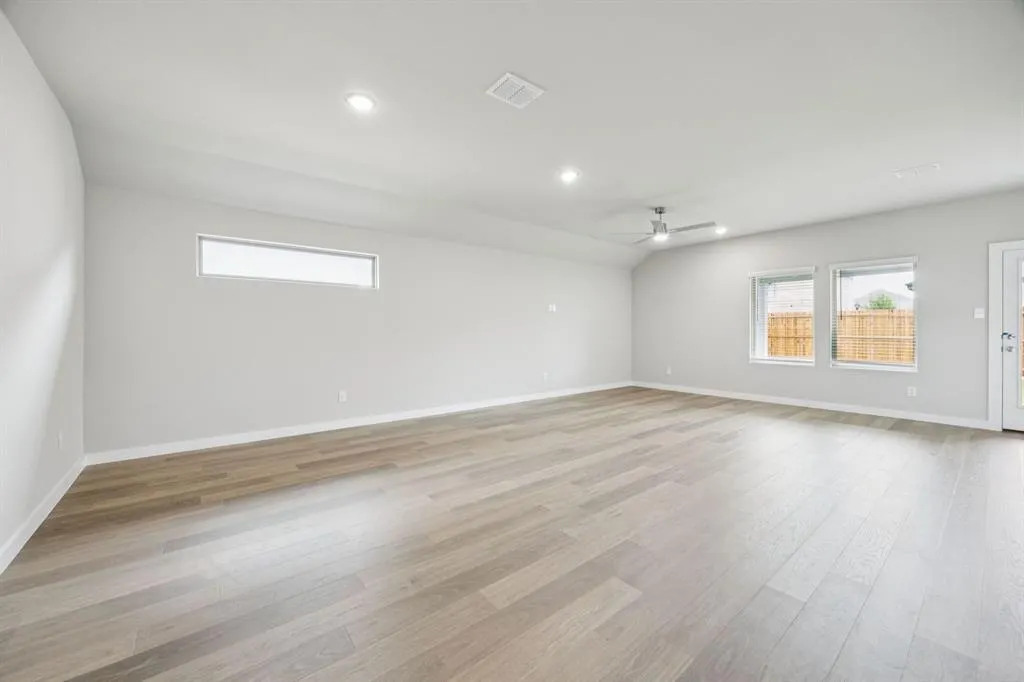 3904 Edmondson Drive