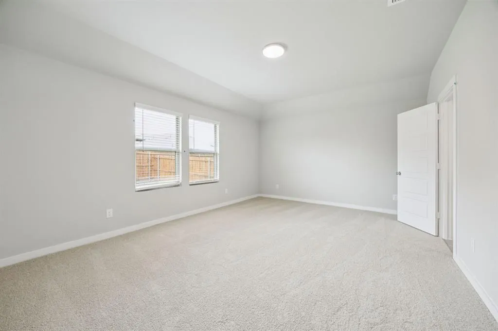3904 Edmondson Drive