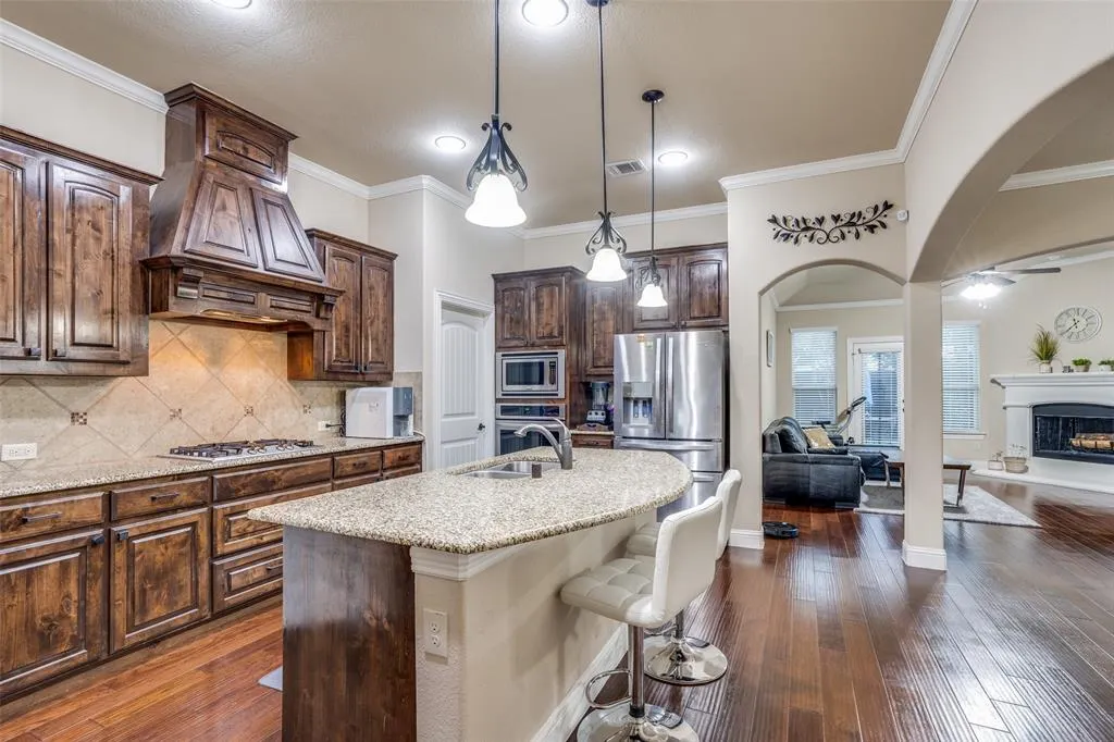 10409 Musketball Place