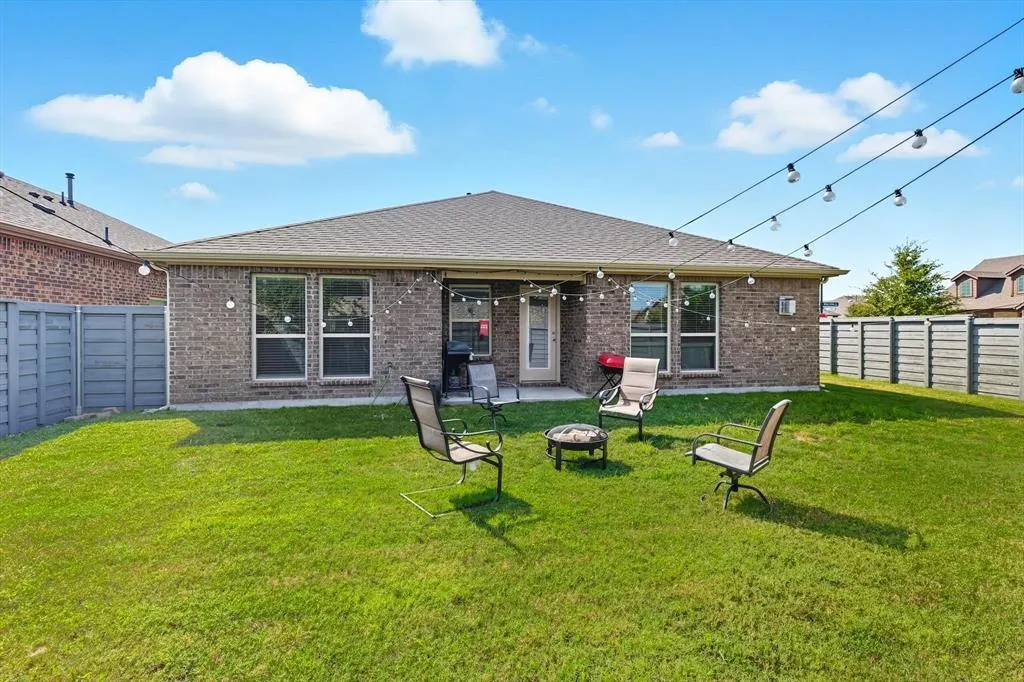 7445 Wispy Willow Lane