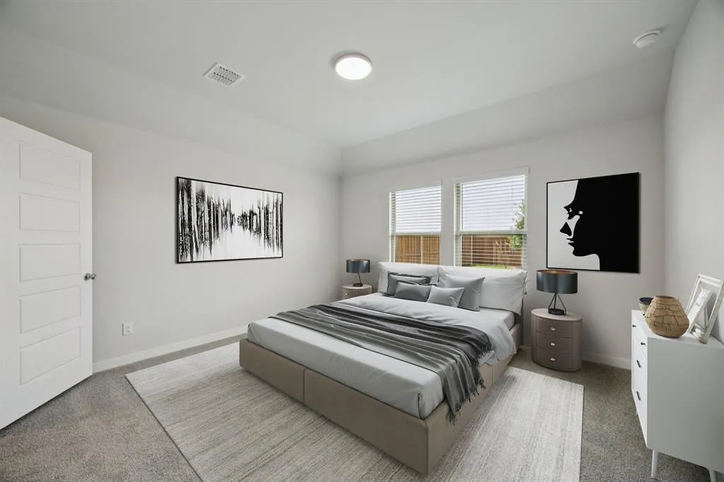 512 Regency Court
