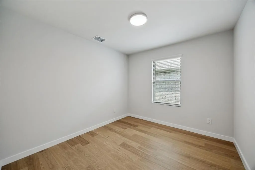 512 Regency Court