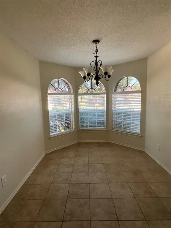 1001 Ridgecrest Drive