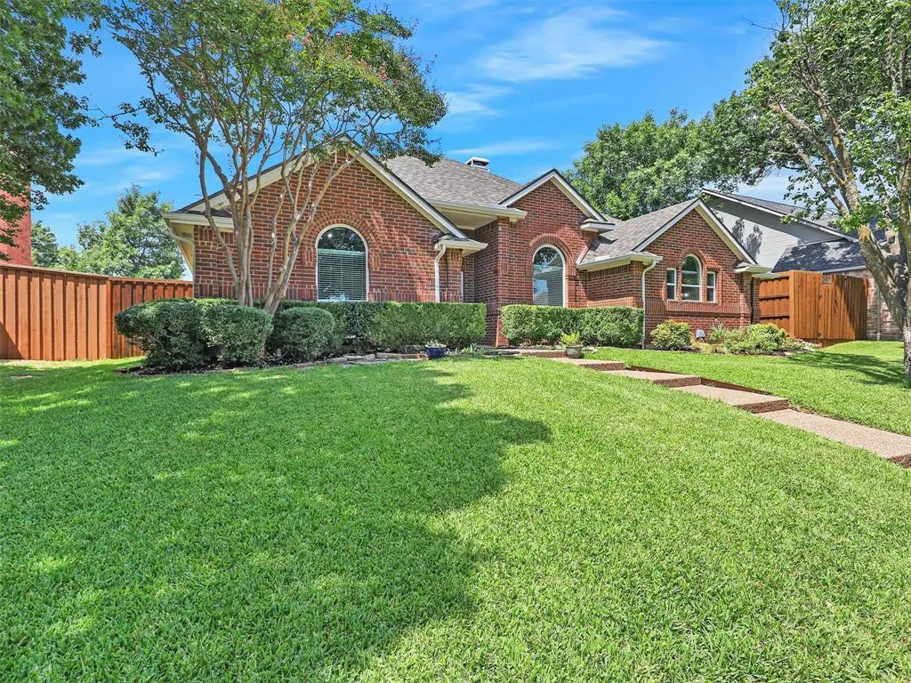 413 Fountain Gate Drive