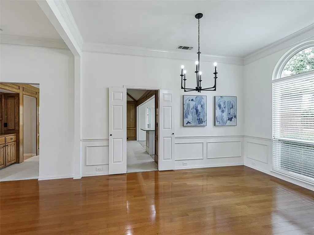 413 Fountain Gate Drive