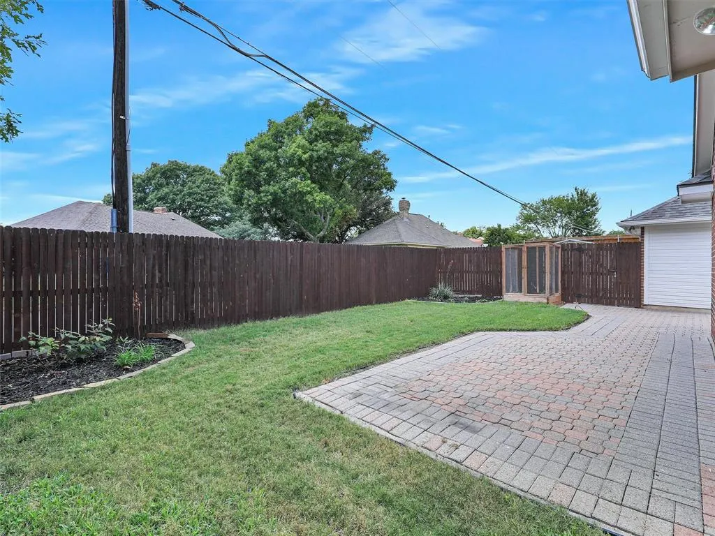 413 Fountain Gate Drive