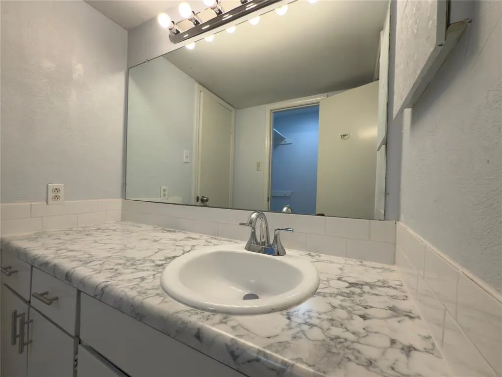 145 Trellis Place