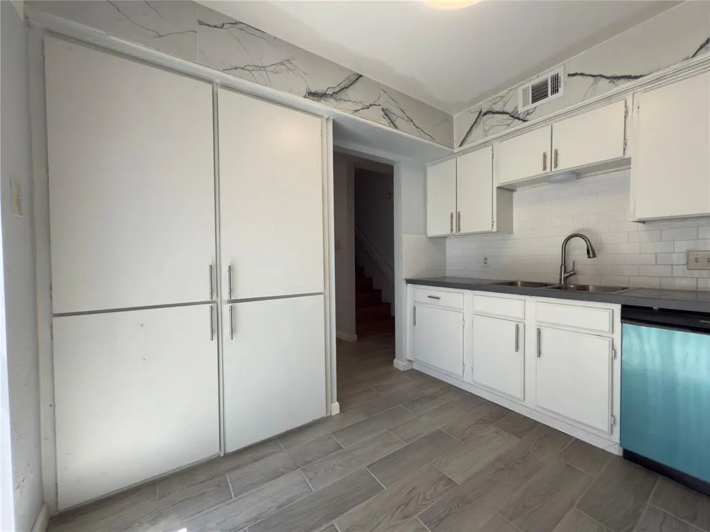 145 Trellis Place
