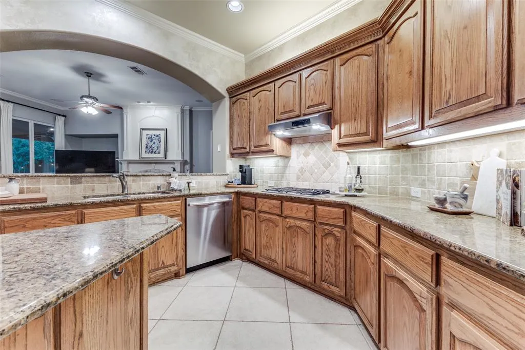 2609 Bitternut Drive