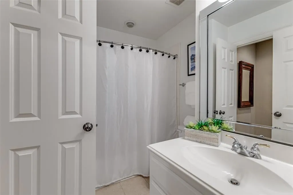 2609 Bitternut Drive