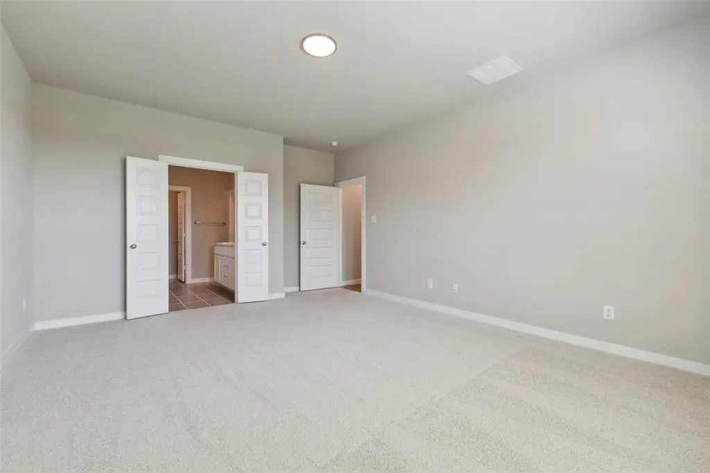 609 Whispering Winds Trail
