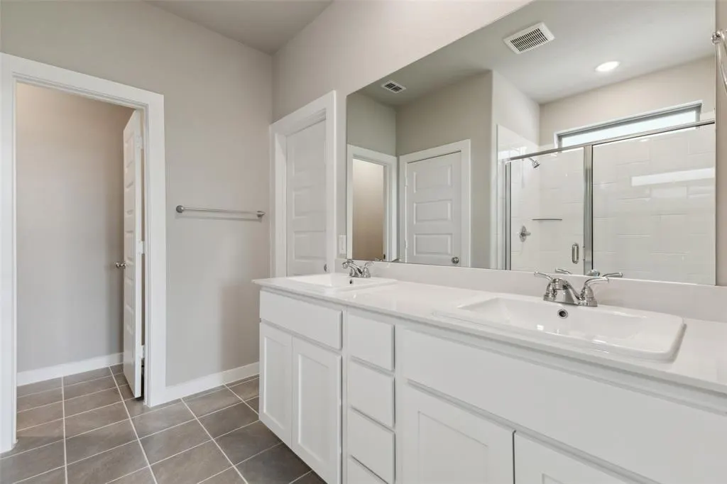 609 Whispering Winds Trail