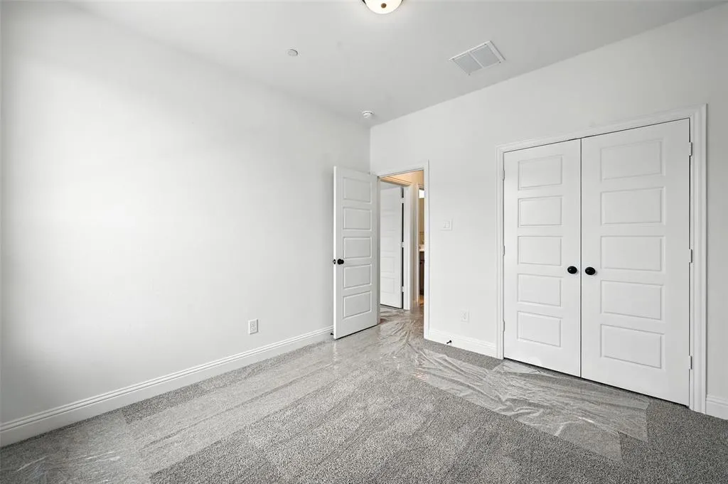 2528 Campden Mews