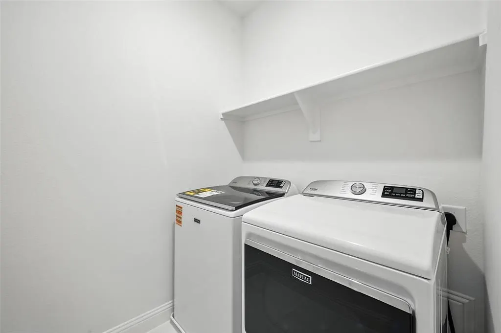 2528 Campden Mews