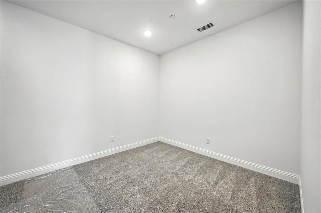 2528 Campden Mews