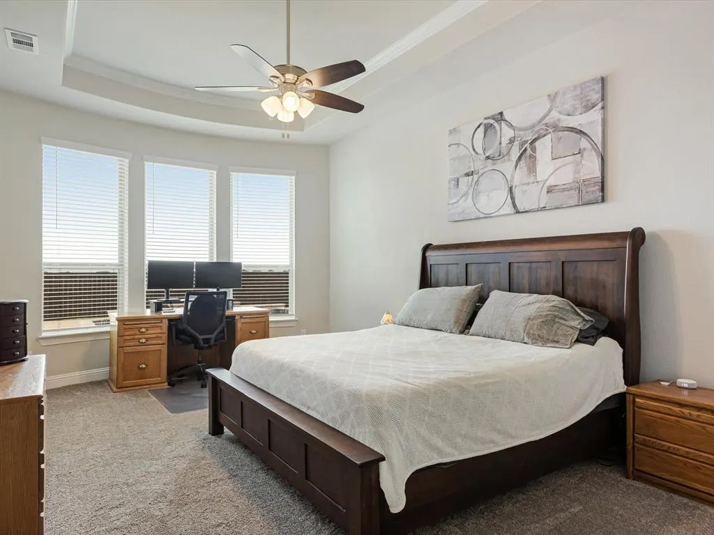 990 Waterview Drive