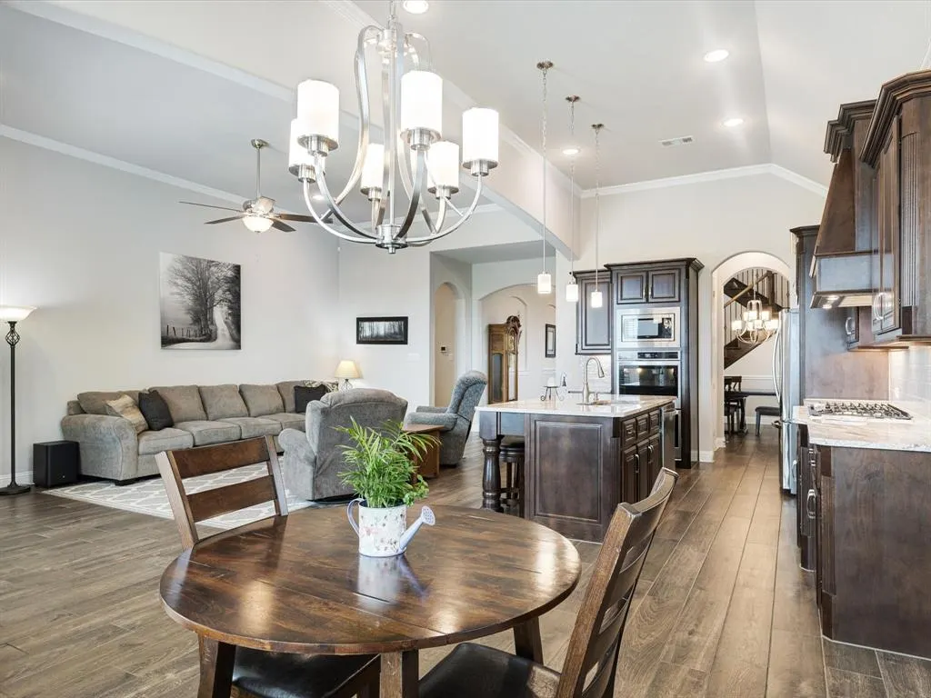 990 Waterview Drive