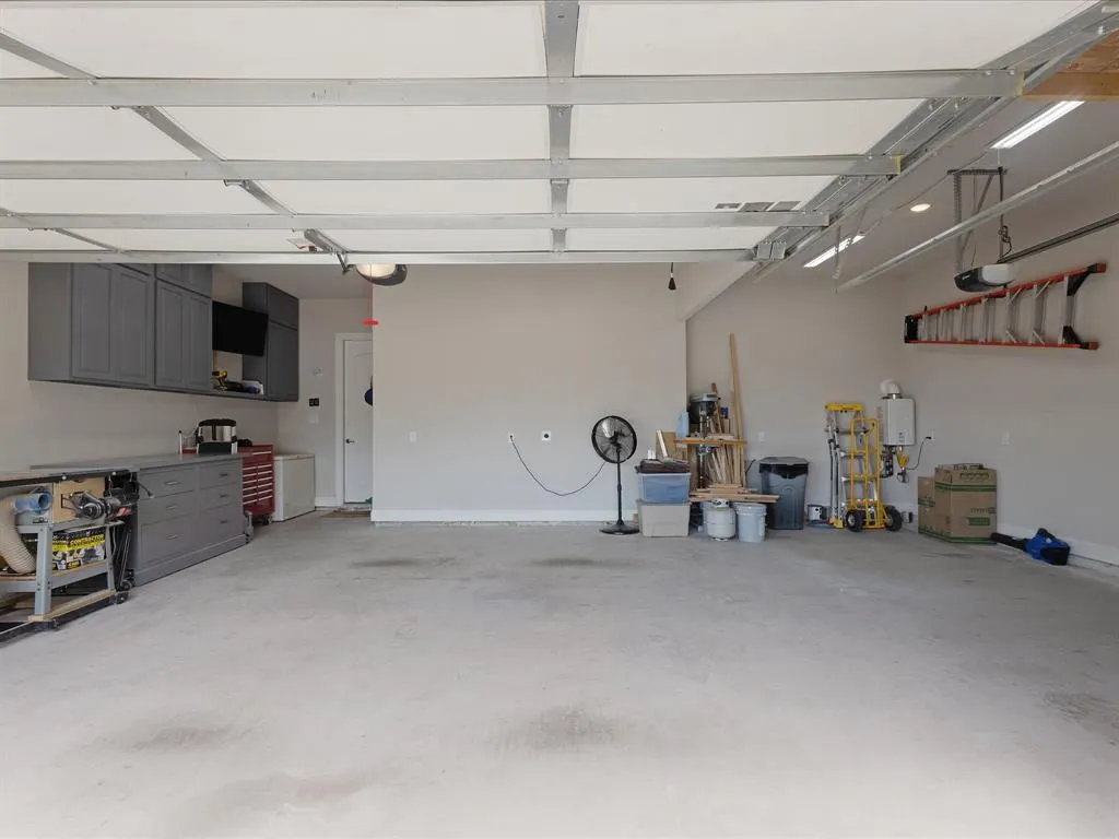 990 Waterview Drive
