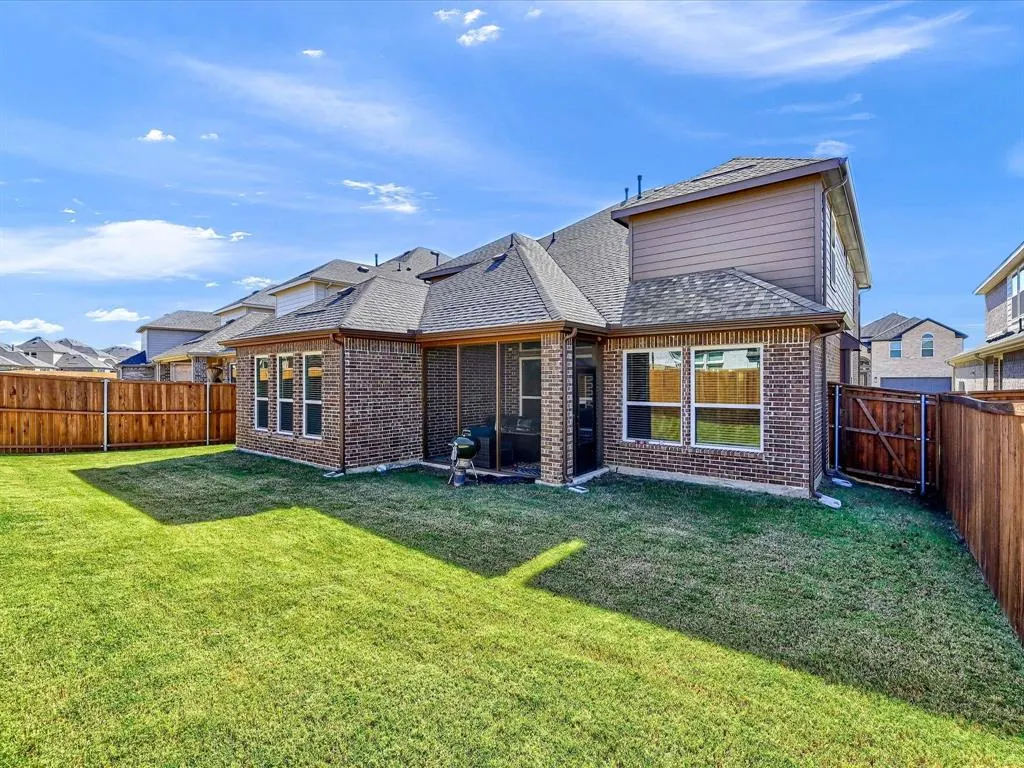 6221 Muller Creek Drive