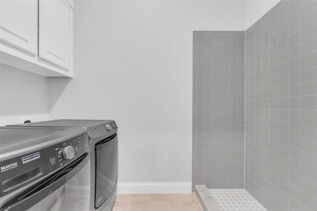 3900 Bamboo Trail