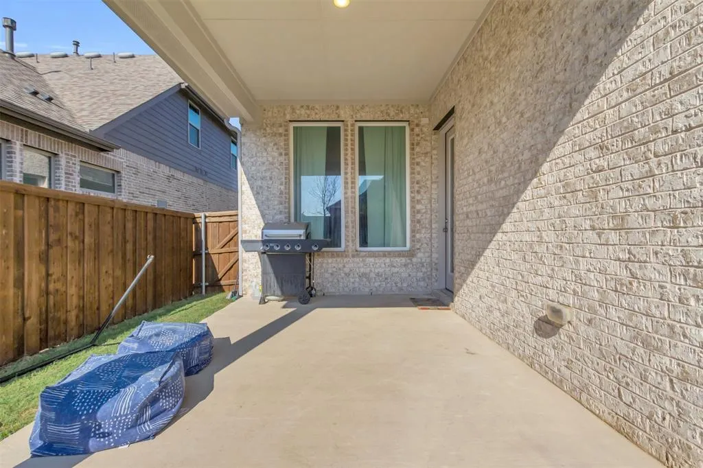 3900 Bamboo Trail