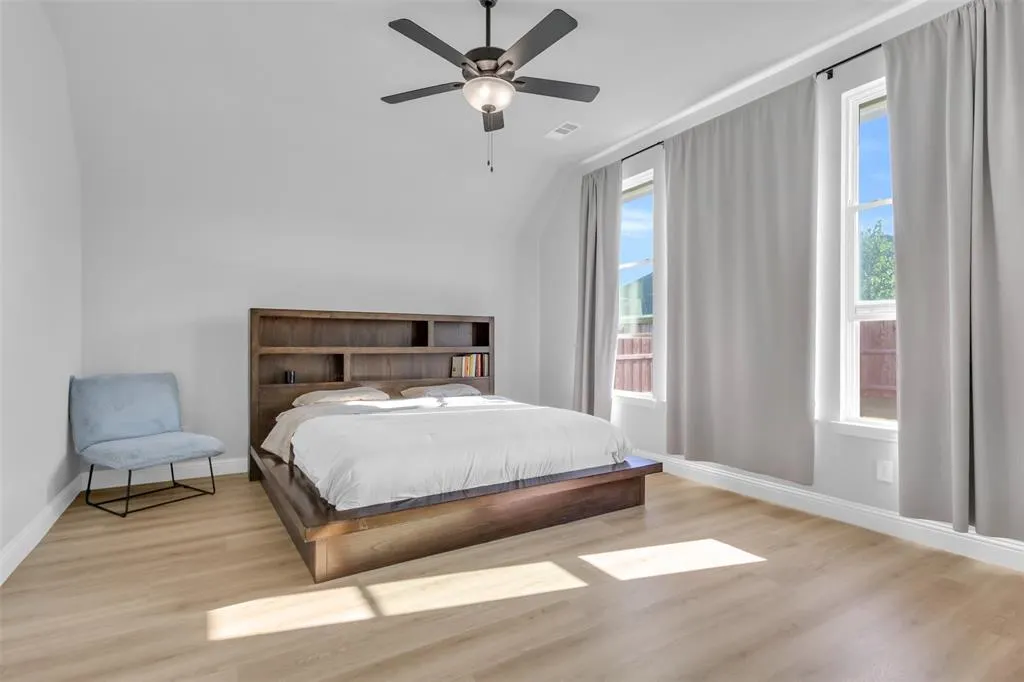 3900 Bamboo Trail
