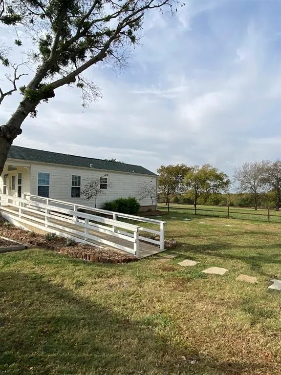 1425 Lone Star Road, #B