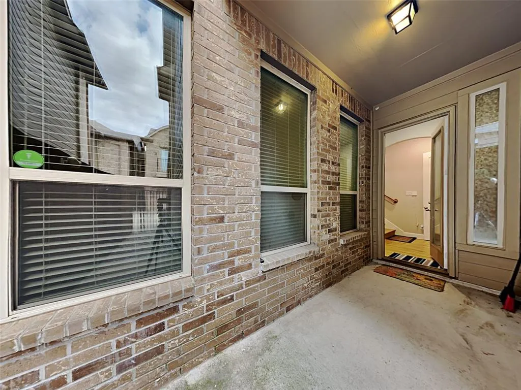 922 Dartford Drive