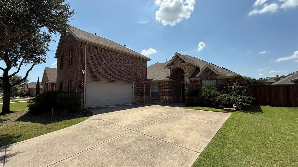 1618 Nestledown Drive
