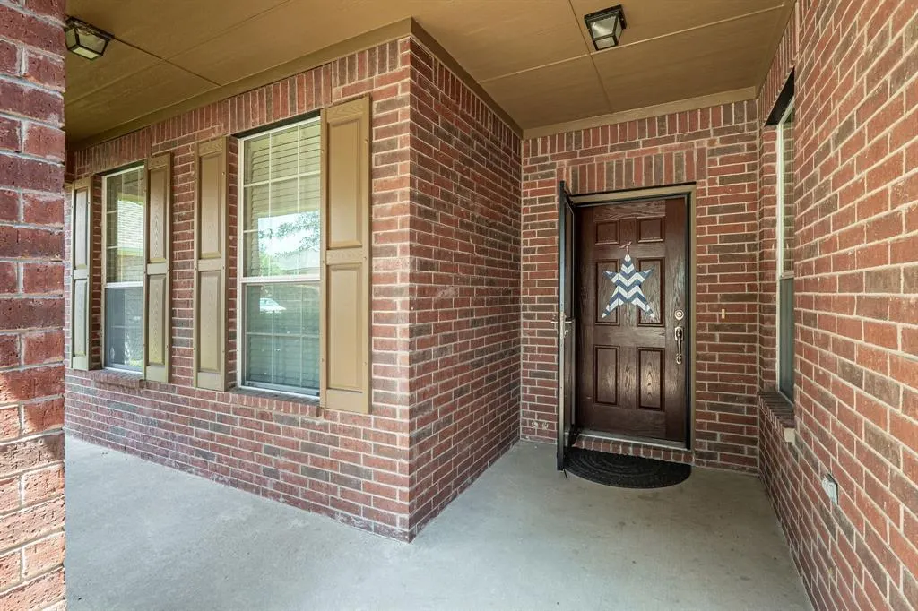 8120 Shasta Drive