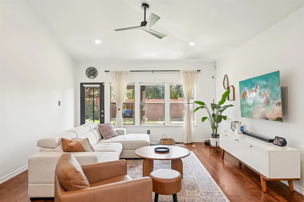 12424 Ocean Spray Drive