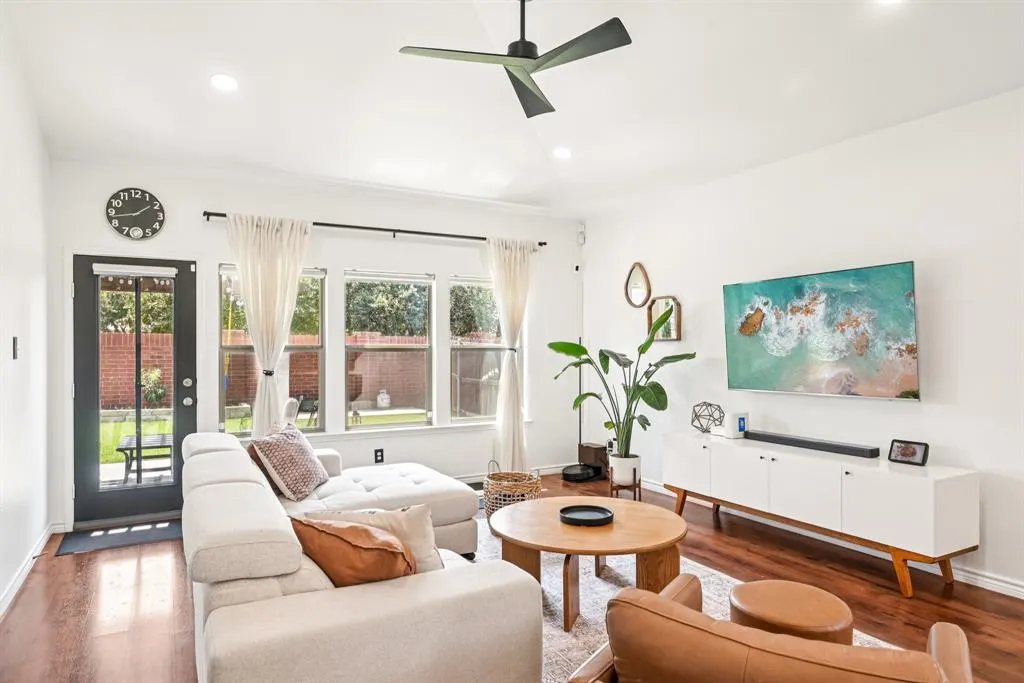 12424 Ocean Spray Drive