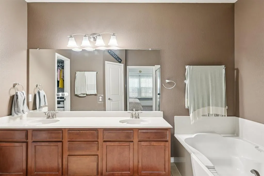 12424 Ocean Spray Drive