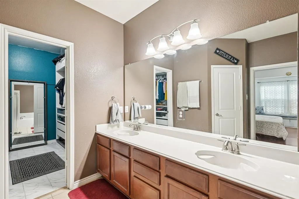 12424 Ocean Spray Drive
