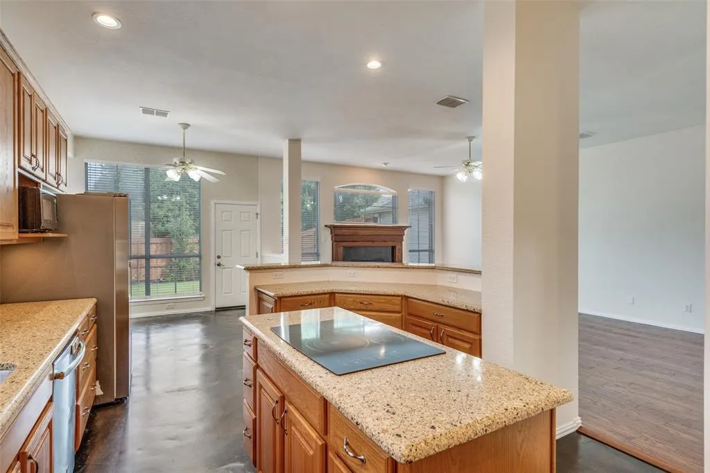 3513 Harlington Lane