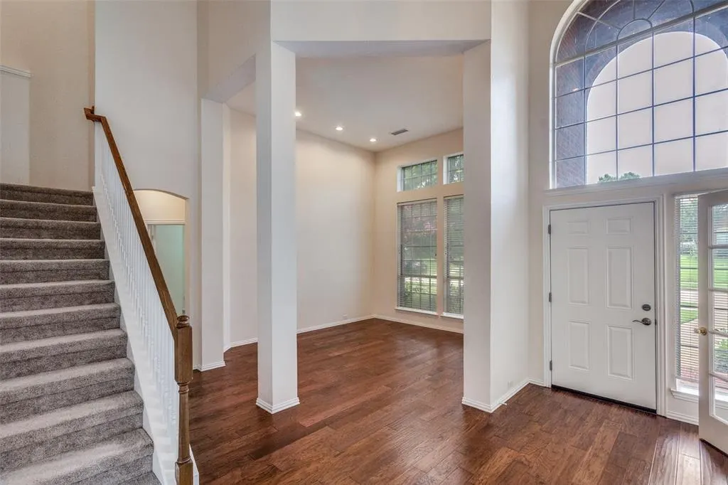3513 Harlington Lane