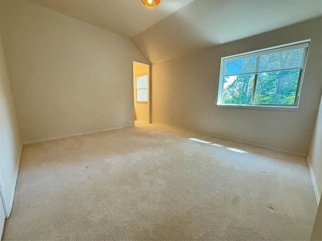 5212 Troupe Road