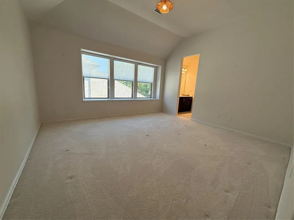 5212 Troupe Road